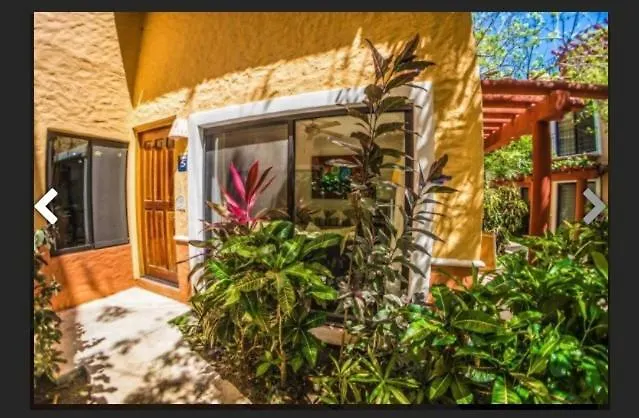 Villa Ikal Playa del Carmen Mexiko