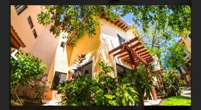 Villa Ikal Playa del Carmen Mexiko